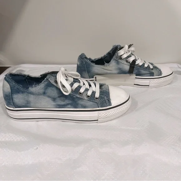 Ash Sneaker Vertu Women’s Sz 9 (39) Blue - Picture 1 of 9